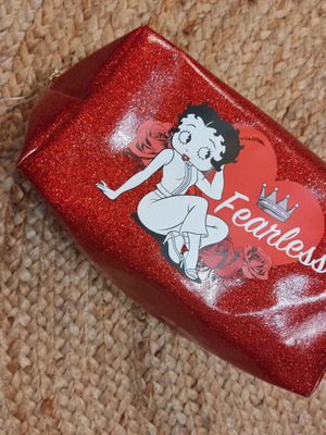 Νεσεσέρ Betty Boop καινούργιο, μεγάλο, κόκκινο