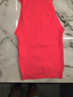 Runkera fuchsia knitted sleeveless top women M, like new