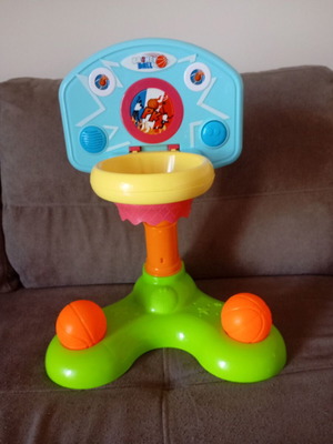 Basketball hoop with sound for babies 12+ months like new