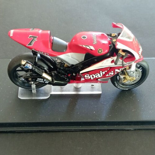 Μηχανάκι συλλεκτικό Yamaha YZR-M1 Carlos Checa 2004 σαν καινούργιο