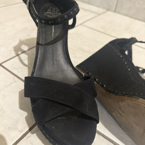 Bershka women's black platform sandals size 41 used