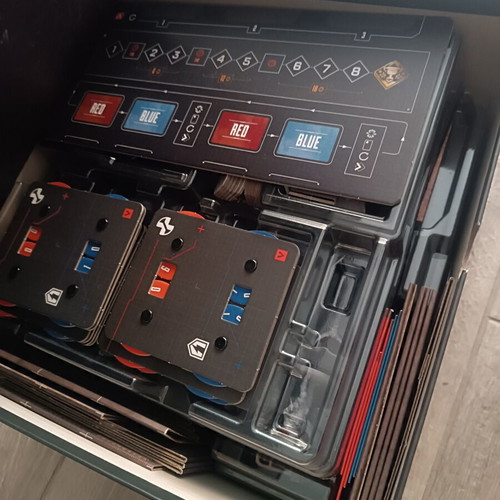 Apex Legends The Board Game like new