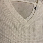 Forever 21 knitted sweater size M used, white with V-neck and back opening