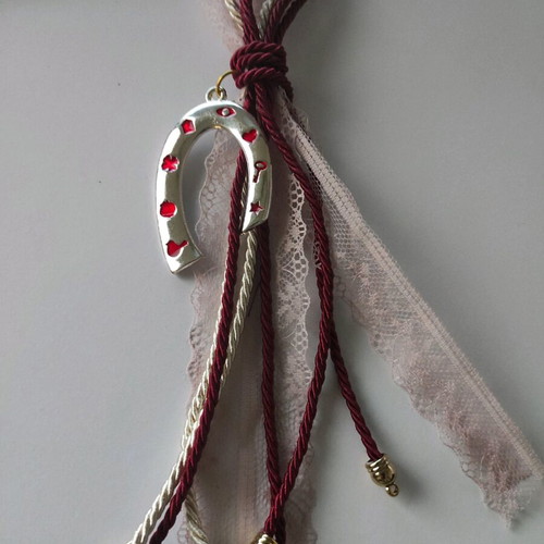 Gouri new in gift packaging
