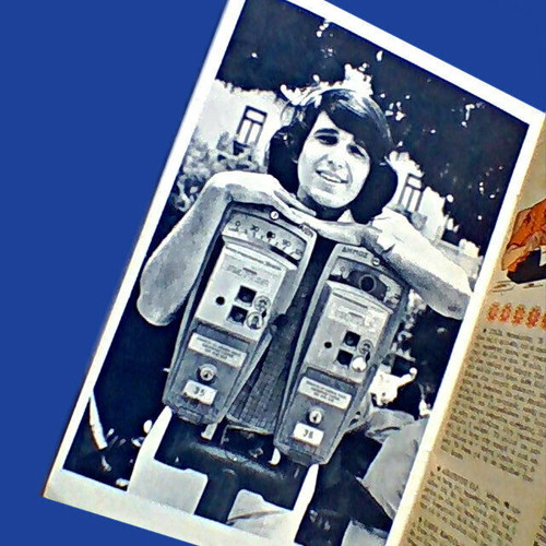 Aliki magazine with David Cassidy comics and paper doll