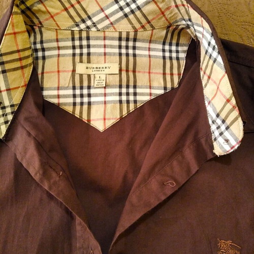 Burberry women's summer shirt, brown, Nova Check detail
