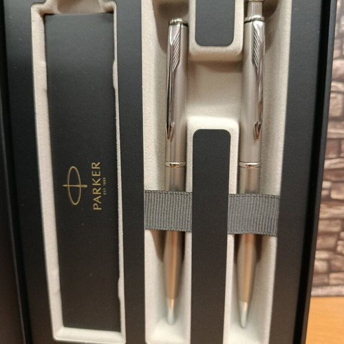 Parker Set Silver Pen and Mechanical Pencil New