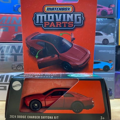 Matchbox Moving Parts Dodge Charger Daytona R/T new