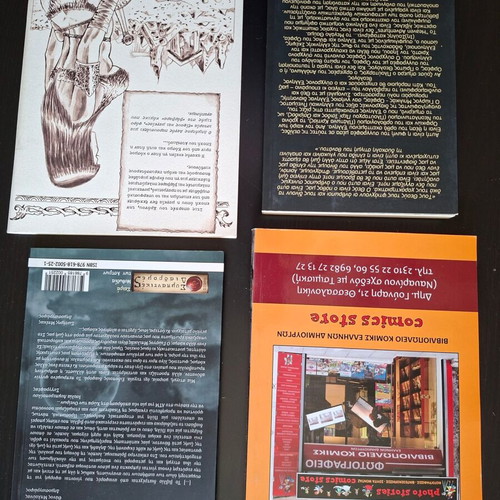 Pack of 4 books like new from personal collection