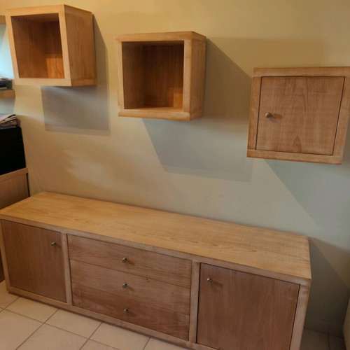 Wall unit with solid wood 4cm thick, like new