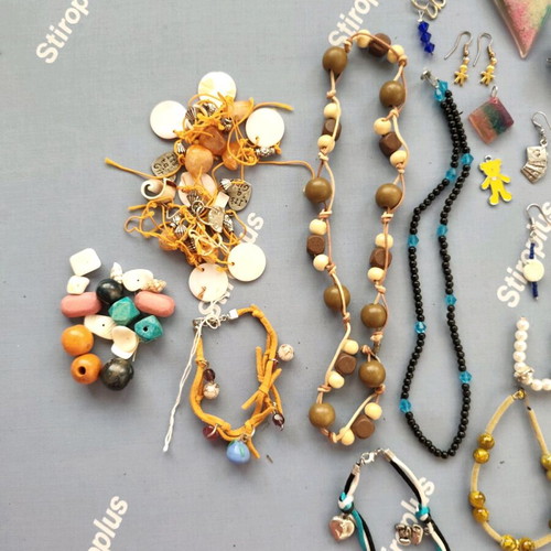 Jewelry and materials like new, all together