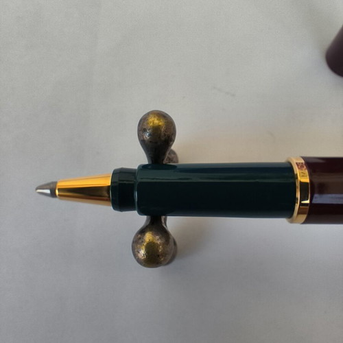 Parker 88 pen made in UK like new, burgundy color
