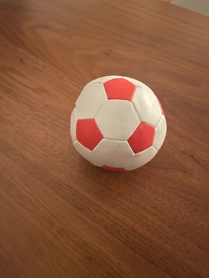 Ball like new, light ball