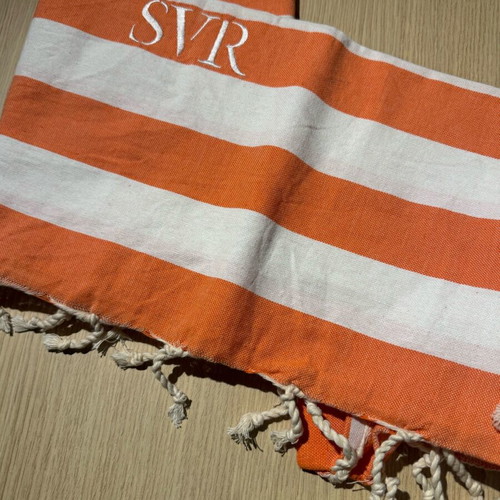 Beach towel with stripes new, very absorbent