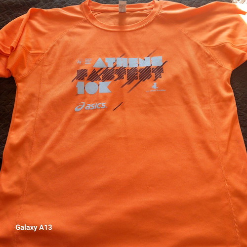 Αθλητικά T-shirt σε άριστη κατάσταση, πακέτο 4, μεγέθη L και M