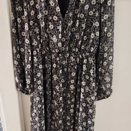 Mango midi dress new with waist elastic and honeycomb pattern