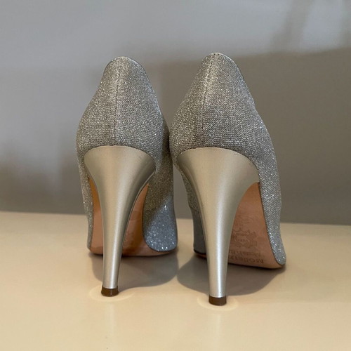 Mourtzi silver open-toe pumps like new, size 39