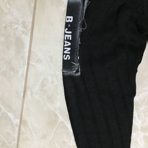 B-Jeans men's sweater medium used, black