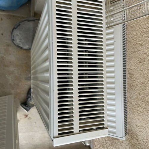 Carrier panel radiator like new, dimensions 90x41x15