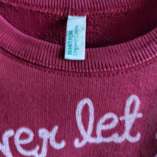 Burgundy Benetton pullover 98 cm like new