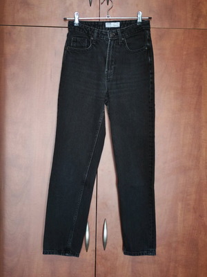 Bershka Mom Fit women's high-waisted jeans like new, black