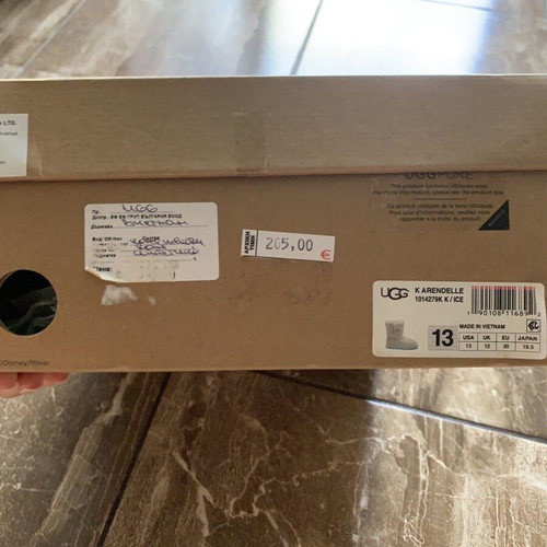 Ugg x Disney Frozen boots size 30 used, grey