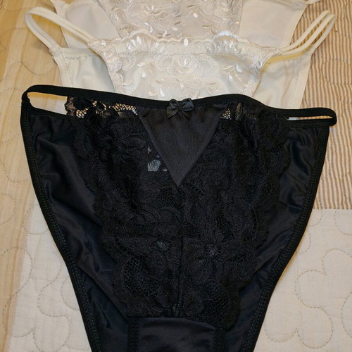 Women's lace slip underwear new, pack of 6, size L