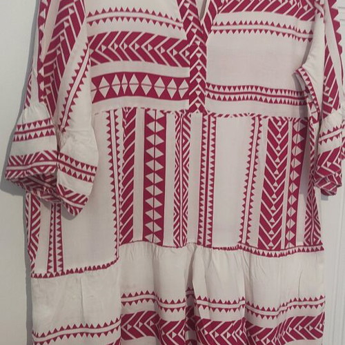 Summer dress new, white and red, fits up to XL