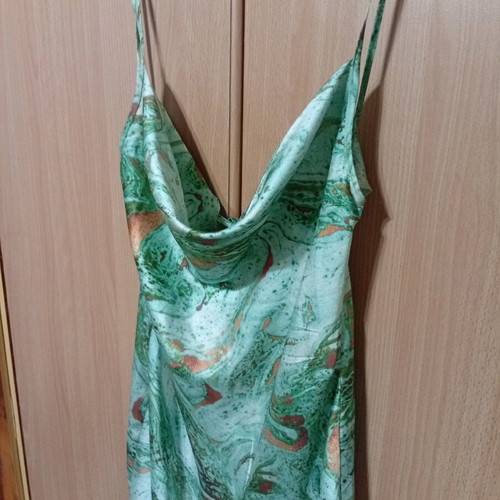 Summer Airy Dress Green like new by Missguided