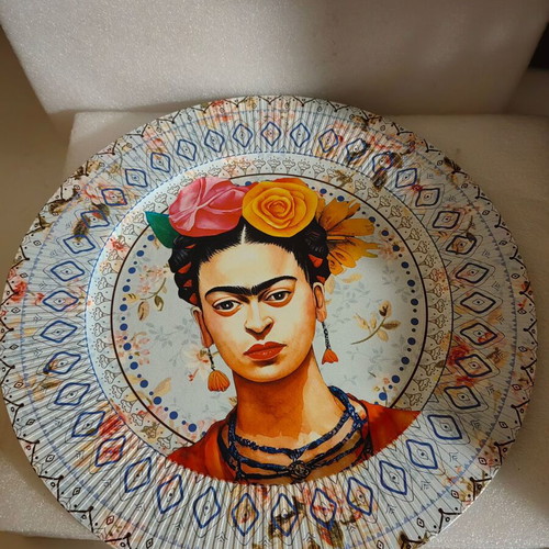 Plastic decorative tray used condition