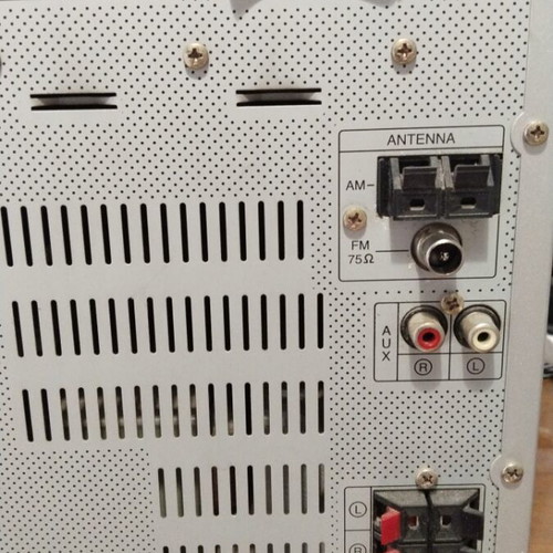 LG LX-221 sound system with radio amplifier and AUX