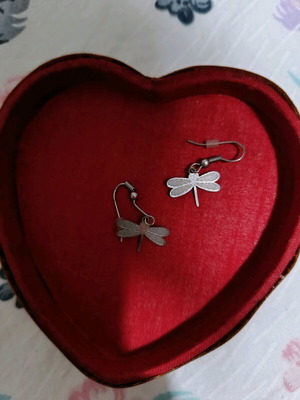 Dragonfly earrings like new, stainless steel, silver color