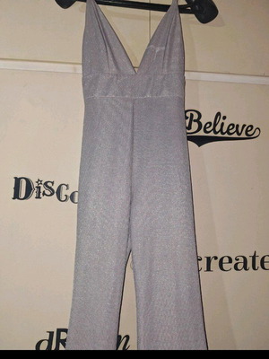 Ολοσωμη φόρμα ασημί XS σαν καινούργιο