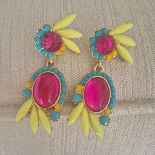 Multicolored earrings new, ideal for summer