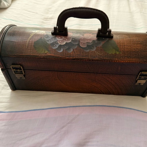 Wooden wine case vintage 50 years with leather handle in like new condition