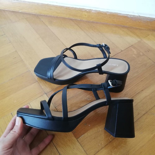 & Other Stories leather sandals with heel new, size 40-40.5, black