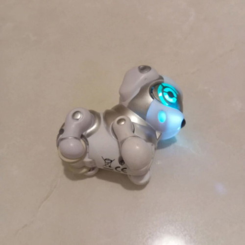 Robot dog like new, walks and makes sounds