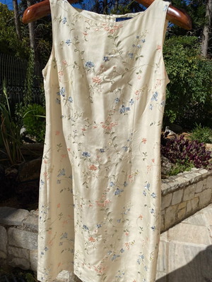 Ann Taylor silk dress new with embroidery in blue and pink shades