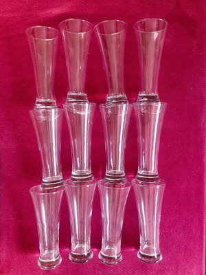 Set of 12 tall glass cups like new, 18cm height
