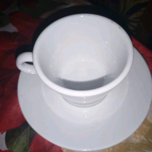 Αυθεντική κούπα εσπρέσο Lavazza σαν καινούργια με πιατάκι από ρουμανικό πορσελάνη Apulum