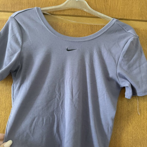 Nike sports shirt like new, purple, size S