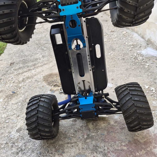 Thunder Tiger MTA-4 S28 1:8 Nitro Monster Truck like new