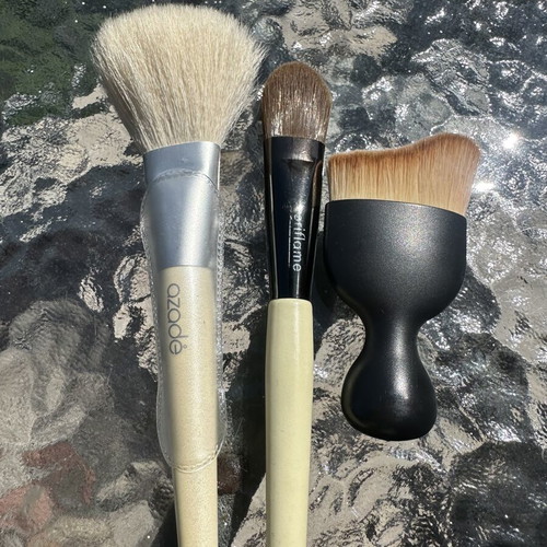 Makeup brush set 1+1=3 new