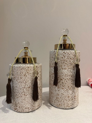 Decorative vase set new with unique designs