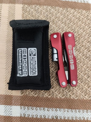 Car multitool with case