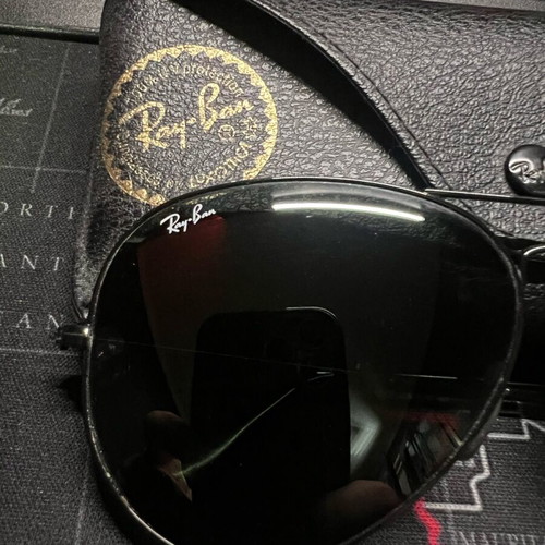 Rayban Aviator sunglasses like new, black