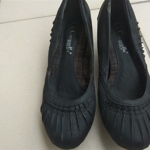 Black Italian pumps used size 38