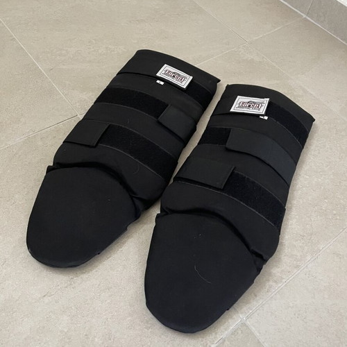 Force 1 Martial Arts Shin Guards size L like new, black