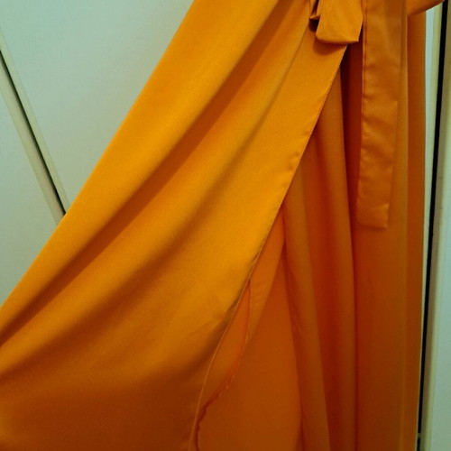 Satin dress orange like new, size M