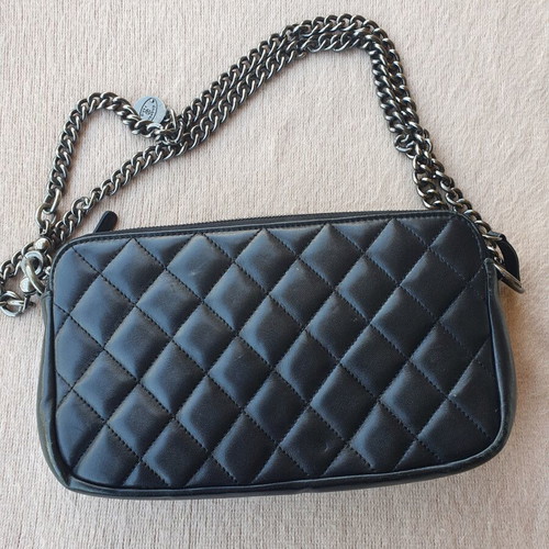Chanel vintage crossbody bag black used